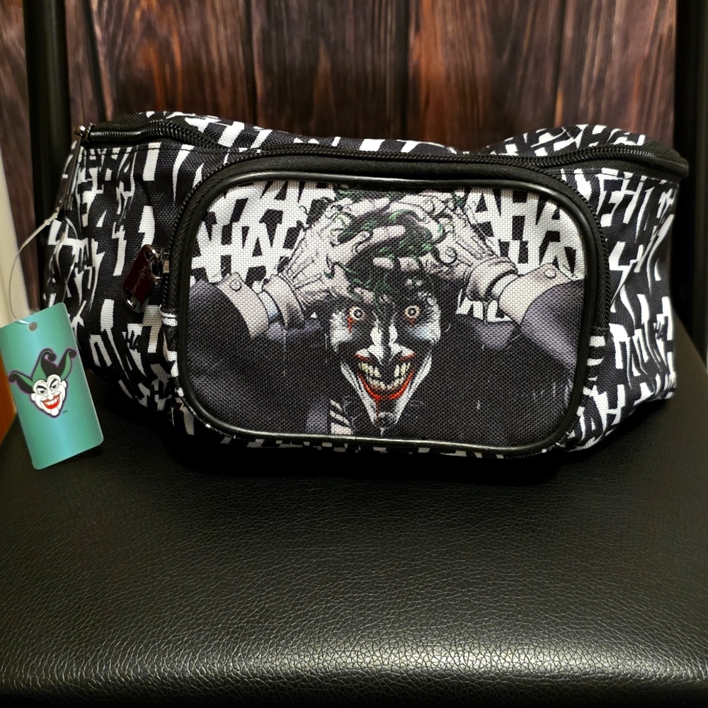 DC COMICS JOKER black and White Graphic Waist Bag